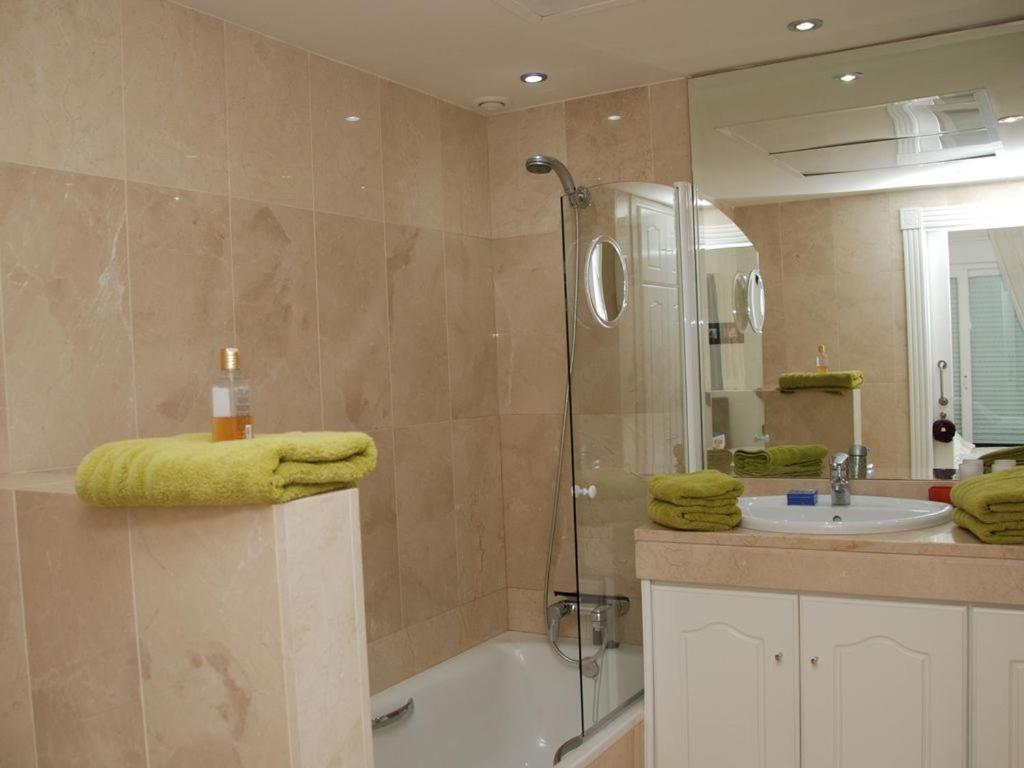 D12 Espectacular Y Moderno Apartamento En Primera Linea - Estepona - Sinfonia Del Mar Exteriér fotografie